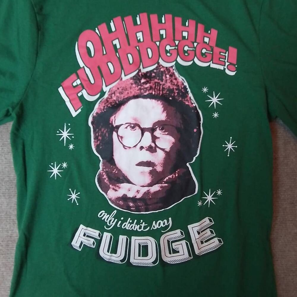 A Christmas Story OHHHH FUDDDGE T-Shirt. Men's Small. Green.